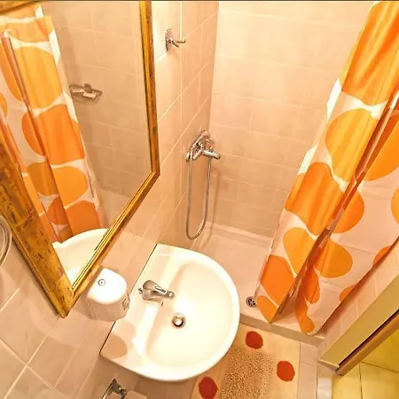 ミノス ペンション ゲストハウス 3*