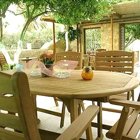 Minos Guest house 3*