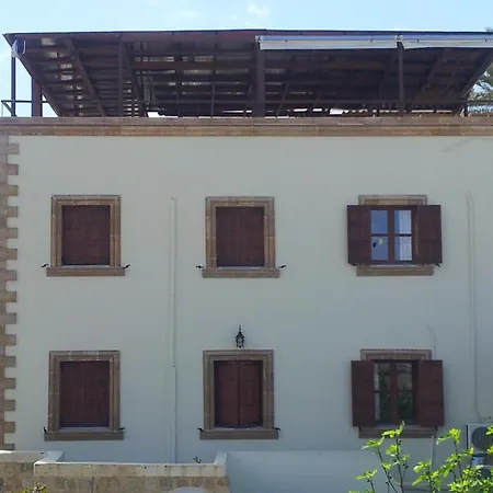 Guest house Minos 3*