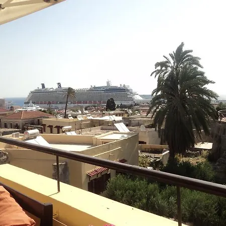Minos Guest house 3*