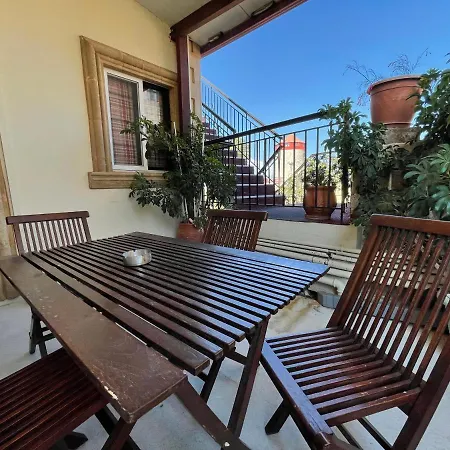 Konukevi Minos Rhodes City